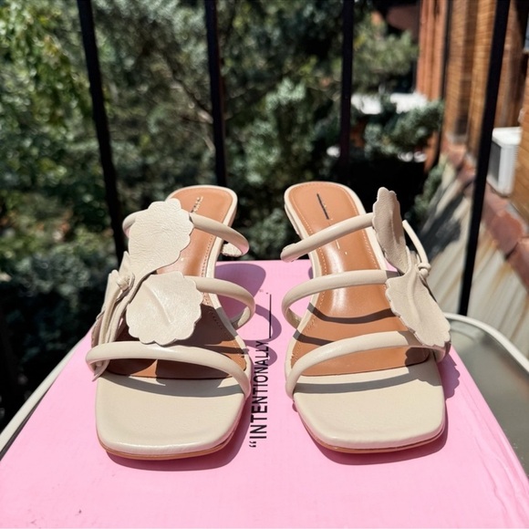 New Free People Intentionally Blank Iris Garden Heels Cream Womens 7.5 /38 - Picture 5 of 17